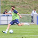 Auf Kapitän Tim Albutat wartet mit Schalke 04 II eine schwere Aufgabe in Gütersloh.