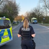 Die Polizei hat die Unfallstelle abgesperrt.