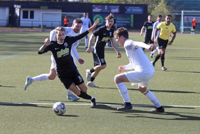 Im Livestream: FC Marl empfängt BWW Langenbochum.