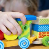 Gegen eine Person, die in Kontakt mit einer Tagesmutter in Selm stand, ermittelt die Staatsanwaltschaft wegen eines Verdachts auf Kinderpornografie.