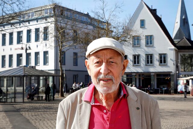 Klaus Holzer auf dem Alten Markt in Kamen.
