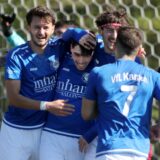 Spieler des VfL Kamen jubeln nach einem Tor gegen die Dortmunder Löwen