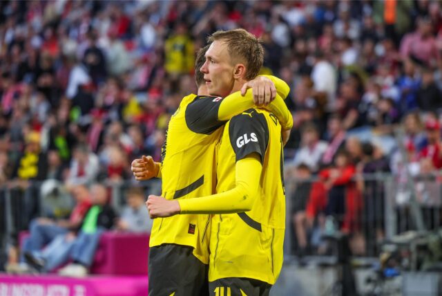 Maximilian Beier jubelt mit Pascal Groß.