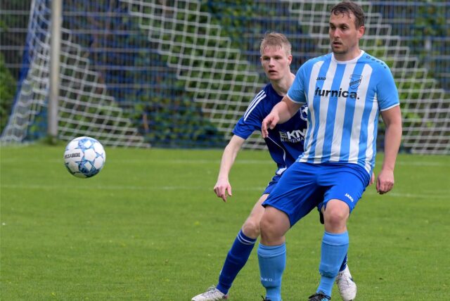 Maurice Althoff erwartet einen Ball.