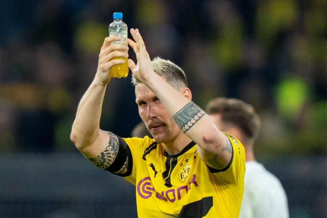 Niklas Süle klatscht in die Hände.