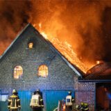 Ein Bauernhof in Werne steht in Flammen.