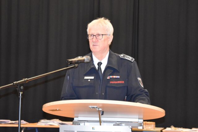 Feuerwehr-Chef Jörg Sommer beim Florianstag 2025.