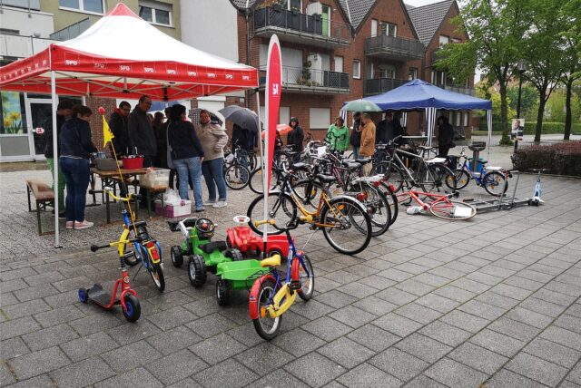 Fahrradbörse auf dem Katharinenplatz in Ascheberg
