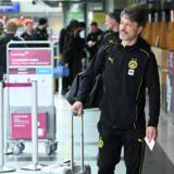 Niko Kovac schaut zur Seite.