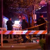 Die Polizei von Vancouver sichert den Tatort, nachdem ein Auto auf dem Lapu Lapu Festival in eine Menschenmenge gefahren ist.