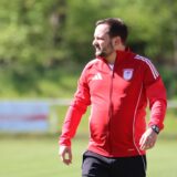 Giovanni Schiattarella beobachtet das Spielgeschehen.