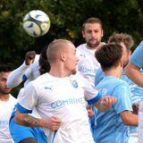 Kopfballduell zwischen BW Alstedde und SV Berghofen