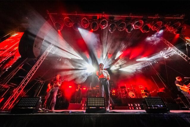 Zur offiziellen Eröffnung vom Stadtfest Dortbunt trat Popstar Max Giesinger vor 8000 Menschen auf dem Friedensplatz auf.