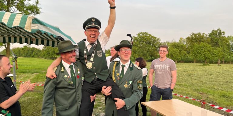 Der Bürgerschützenverein Bentrop feiert vom 9. bis 11. Mai das erste Schützenfest in der Ruhrgemeinde.