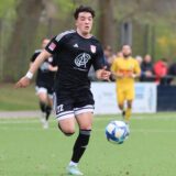 Dario Biancardi rennt dem Ball hinterher.