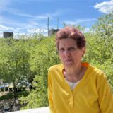 Barbara Albert (73) raubt der Krähenlärm die letzten Kräfte.