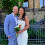 Jasmin Friedenstab und Jonathan Friedenstab-Segeth vor dem Recklinghäuser Rathaus