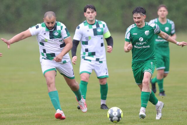 Eine Spielszene aus der 0:8-Niederlage des SV Stockums gegen den TuS Wiescherhöfen II.
