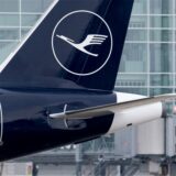 Wegen eines medizinischen Notfalls ist eine Lufthansa-Maschine mit 205 Menschen an Bord zehn Minuten ohne aktiven Piloten im Cockpit geflogen.