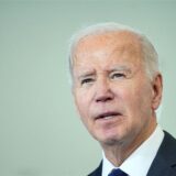 Biden und seine Familie beraten sich nach Angaben seines Büros derzeit mit seinem Ärzteteam über das weitere Vorgehen.
