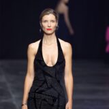 Model Stella aus Dortmund auf dem Laufsteg von Kilian Kerner Berlin im Rahmen der Fashion Week 2024