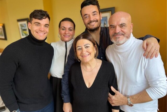 Mit Musik- und Kochtalenten ausgestattete Familie Zarrella: (von links) Stefano, Maria, Clementina, Giovanni und Bruno Zarrella.