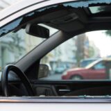 Eine Reihe von Autoaufbrüchen hat am Samstag (24.5.) für Ärger im Kreis Unna gesorgt: