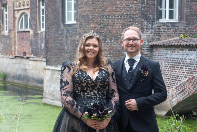 Katharina Böhlke-Kesse und Julian Böhlke-Kesse haben sich an Schloss Bladenhorst das Ja-Wort gegeben.