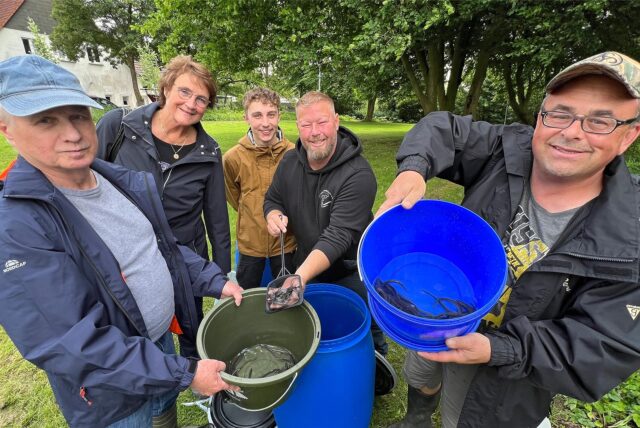 Angler und Politik mit den Jungaalen.