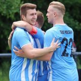 Von links: SuS Polsums Johannes Wessels, Kapitän Torben Mengede und Dominik Pollmann kamen aus dem Jubeln beim Spiel gegen SuS Bertlich gar nicht mehr heraus.