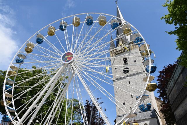 Riesenrad bei der Pfingstkirmes Menden.