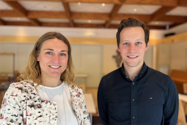 Stephanie Diekmann, Verwaltungsleiterin im Pastoralen Raum Dortmund-Nordost, und Pastoralreferent Stefan Kaiser.