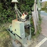 Die kaputte Bahnschranke.
