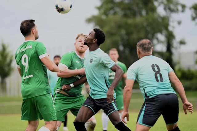 Im Livestream: In der Aufstiegsrelegation zur Kreisliga B empfängt der 1. FC Preußen Hochlarmark die Reserve der Grün-Weißen aus Oer-Erkenschwick.