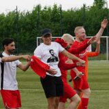 Jubelnde Spieler von RW Unna.
