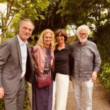 Die Schauspieler Martin Brambach und Christine Sommer mit dem Künstlerpaar Uschi Klaas und Heinrich Brockmeier (v.l.) aus Recklinghausen.