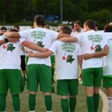 Die Spieler von GW Erkenschwick II feierten nach dem 5:1-Sieg gegen Germania Lenkerbeck den Aufstieg in die Kreisliga B.