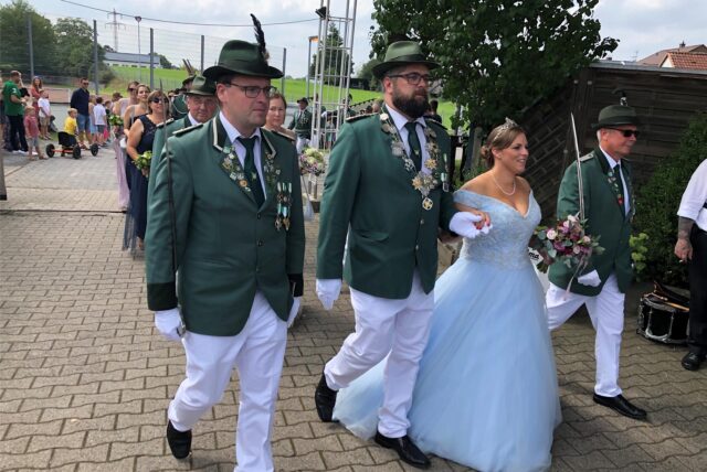 Festzug beim Schützenverein Adler Hohenheide.