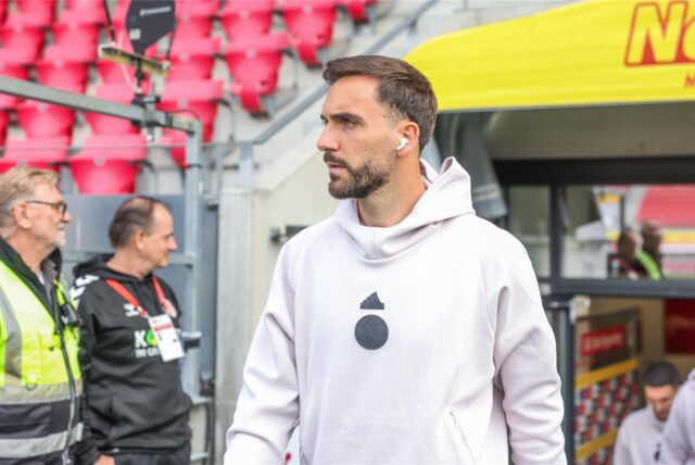 Kenan Karaman bleibt Kapitän des FC Schalke 04.