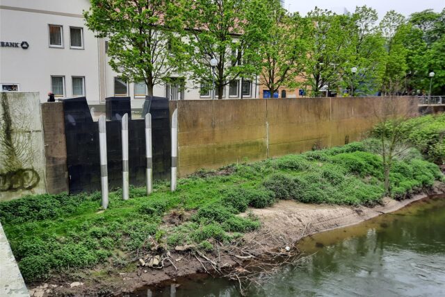 Die Hochwasserschutzwand in der Innenstadt von Lünen