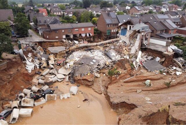 Eine Drohnen-Aufnahme zeigt das Ausmaß der Zerstörung nach dem Unwetter.