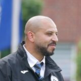 Yassine Najih an der Seitenlinie.
