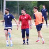 Kurtulus Öztürk gibt seinen Spielern Anweisungen.
