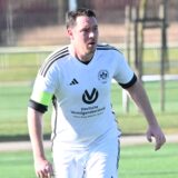 René Siegel im SV-Preußen-Trikot auf dem Fußballplatz.