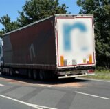 Lastwagen auf B236
