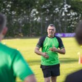 Boris Ksoll spricht zu seinen Spielern.