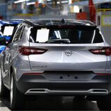 Der SUV «Grandland X» wird im Opel-Werk Eisenach montiert.