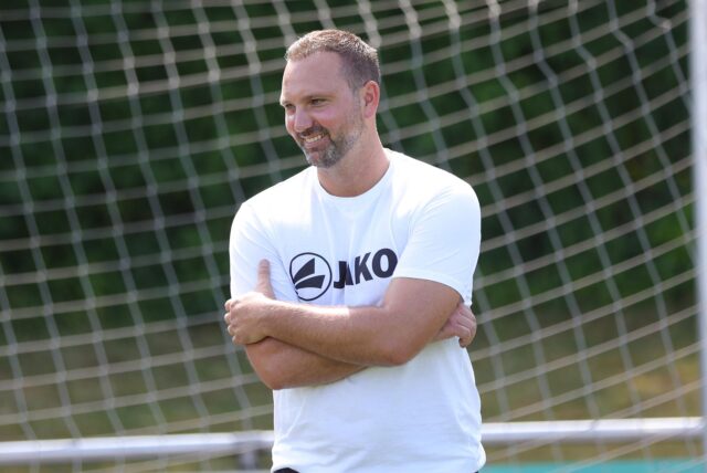Sven Pahnreck beim Trainingsauftakt des SV Herbern
