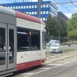 Am Samstag (5. Juli) sind eine Stadtbahn und ein Pkw auf dem Brackeler Hellweg kollidiert.