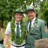 Schützenkönig Robin Nolting (links) und Prinzregent Lars Brockmann